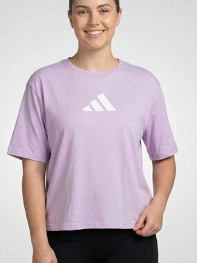 💐NWT💐 Adidas Women Regular Fit Short Sleeve Training Top Lavender- size L